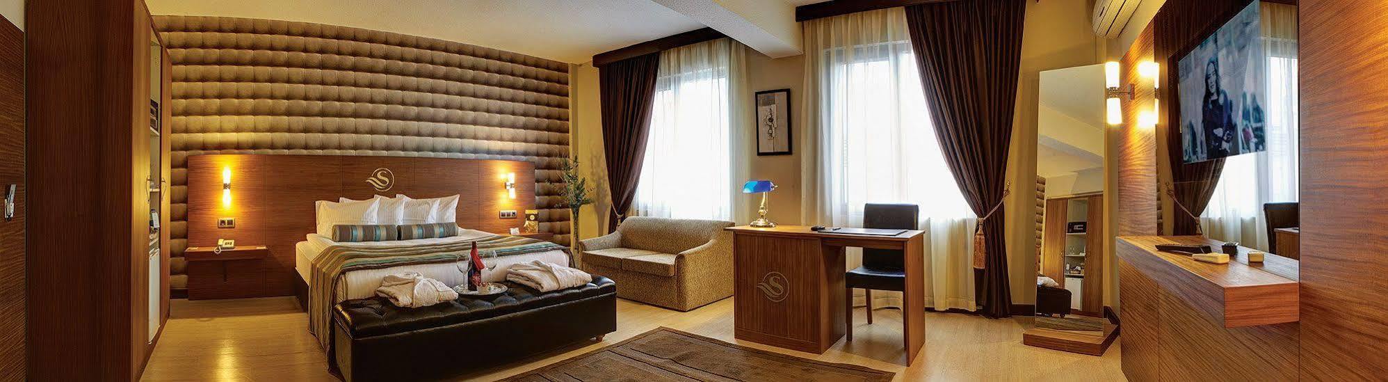 Susuzlu Atlantis Hotel İzmir Eksteriør bilde